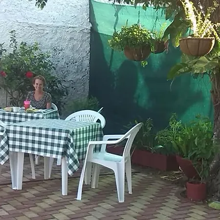El Tucan Hostal *